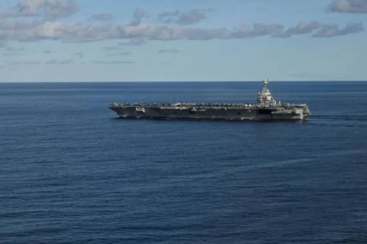 Portaviones más grande del mundo se incorpora a operativo de EEUU contra el narcotráfico