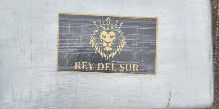 “Rey del sur”, el sello de los ladrillos de cocaína que trasladaba uno de los prófugos más buscados de Santa Fe