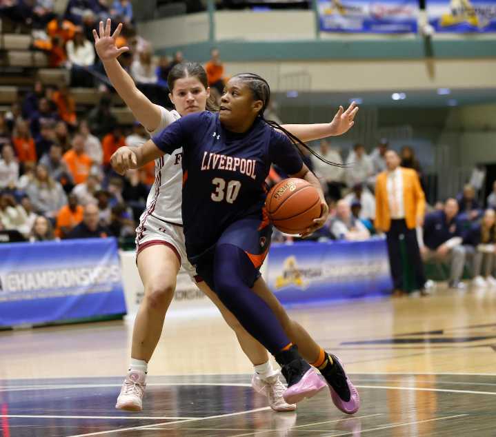 Section III girls basketball star makes splash in debut with new team: ‘OK, we got a chance here’