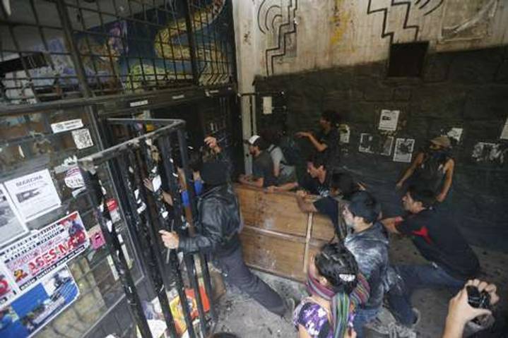 UNAM llama a estudiantes a deslegitimar asambleas y uso del auditorio “Che Guevara”