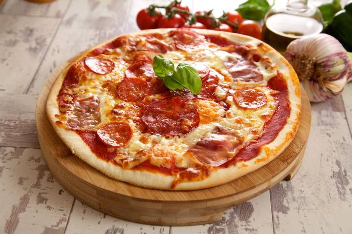 Reconocida cadena de pizzas artesanales chilena es destacada como una de las mejores del mundo: ganó el Oscar del rubro