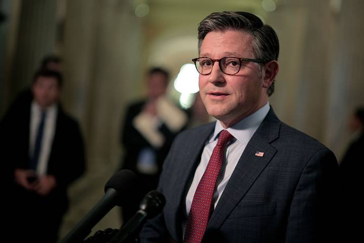 Speaker Johnson to Call Indiana House GOP for Redistricting Talks