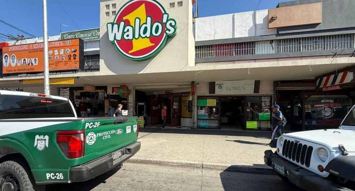 Clausuran por inseguridad 13 tiendas Waldo’s en Tijuana, Baja California