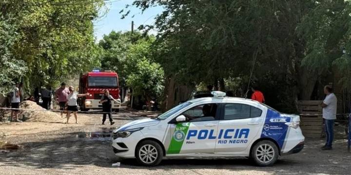 Tragedia en Río Negro: una nena de 8 años murió en un incendio tras quedar atrapada en su casa