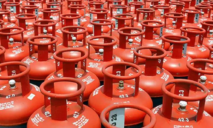 Commercial LPG cylinder prices reduced across metros from November 1
