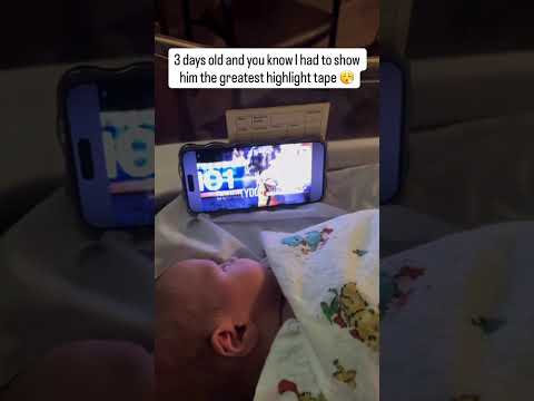 Big shoes to fill 😂🏈 (via Drew32davis/IG)