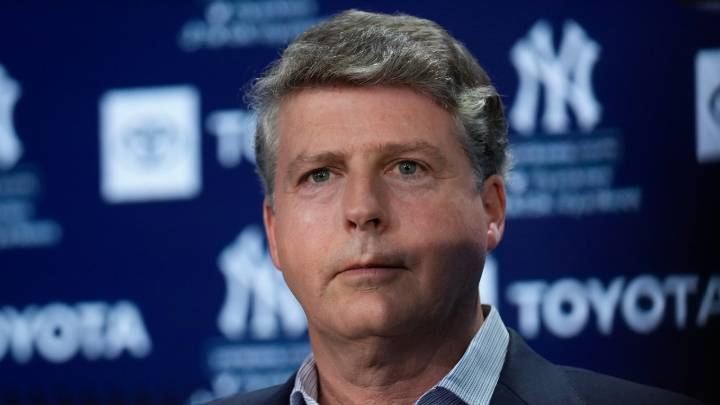 Yankees owner Hal Steinbrenner declines to answer salary cap questions
