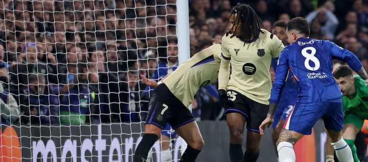 Chelsea goleó y le dio un baño de realidad al Barcelona