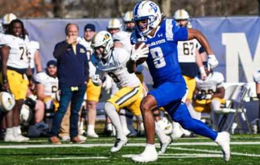 Racers closes out season with win at Indiana State, 31