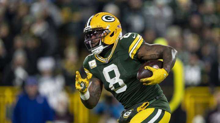 Josh Jacobs questionable for Packers