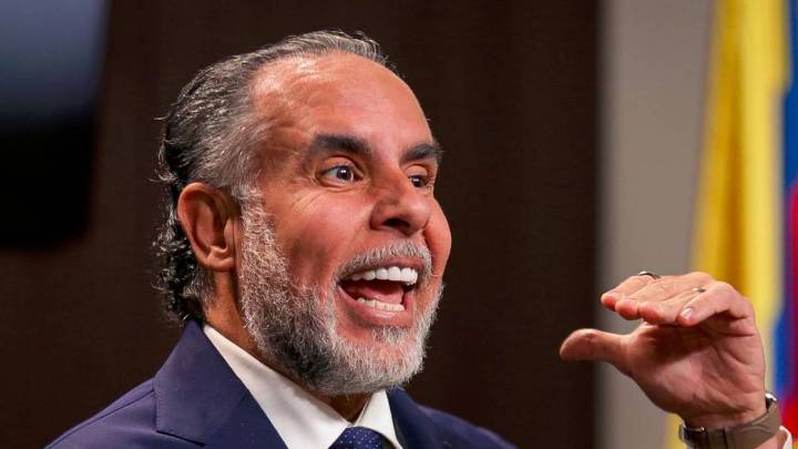 Ministro Benedetti prevé que el salario mínimo suba a $1,8 millones, ¿qué dicen analistas y sindicatos?