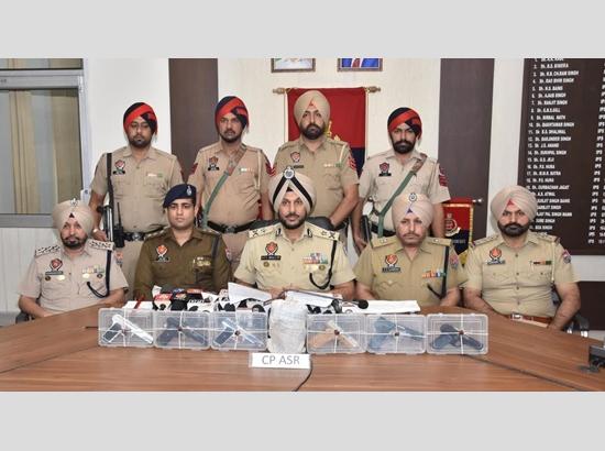 Pak-linked arms and narco network busted in Amritsar; 5 held with 6 pistols, 1 kg heroin Photo Source: Babushahi Bureau [ FULL VIEW ]