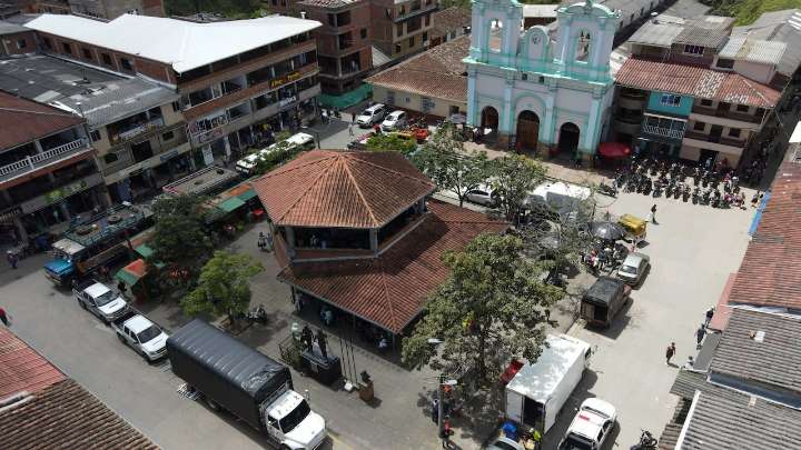 Cuatro personas murieron en Anorí cuando preparan un atentado con explosivos: se les detonaron cuando los instalaban