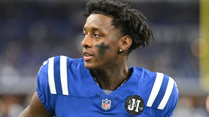 Sauce Gardner sustains calf injury in first quarter of Colts' Week 13 game vs. Texans, will not return