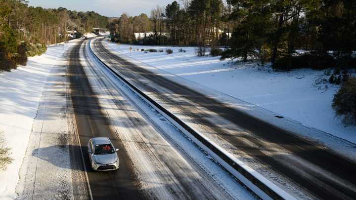 What to expect for Thanksgiving travel in central…