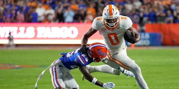 Tennessee moves up in AP Poll after dominant win over Florida in ‘The Swamp’