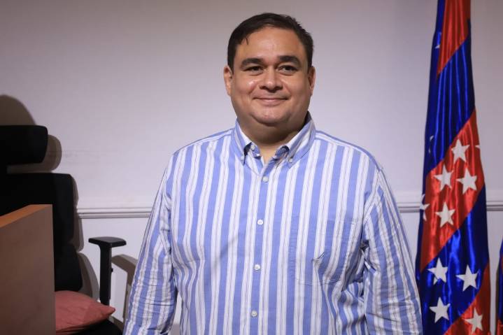 “Vamos a proteger los recursos del Magdalena con firmeza y transparencia”: nuevo contralor Mazenet Corrales