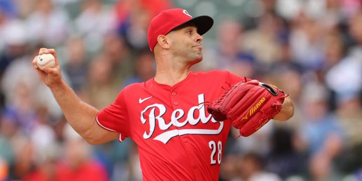 Players who have accepted qualifying offers