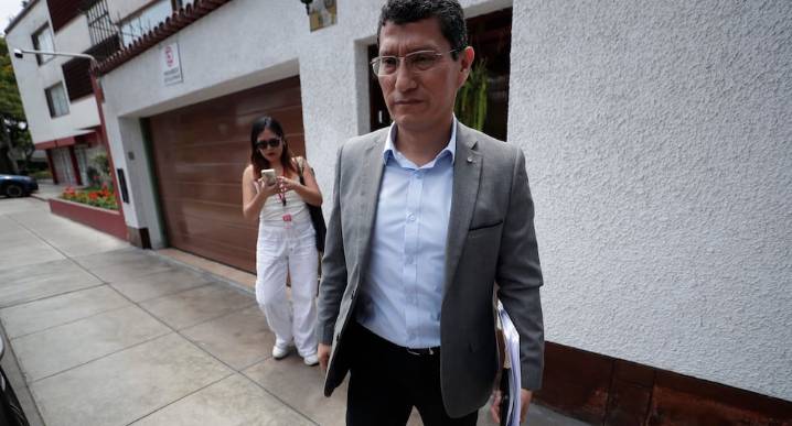 Harvey Colchado anunció su postulación al Congreso: Evaluaré con qué partido lo podría hacer