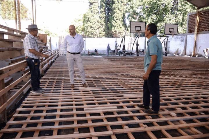 A través del Plan Meta, Cerrillos desarrolla obras en su Complejo Municipal