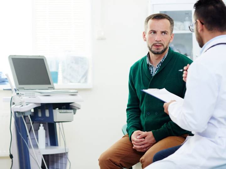 Por qué los hombres en México viven menos: clave está en la salud preventiva