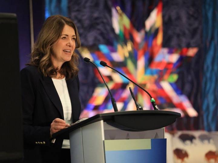 UCP members gather in Edmonton seeking to better party's local results