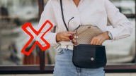 Decile chau a las minibags: el accesorio que será tendencia este verano 2026 por ser más práctico y elegante