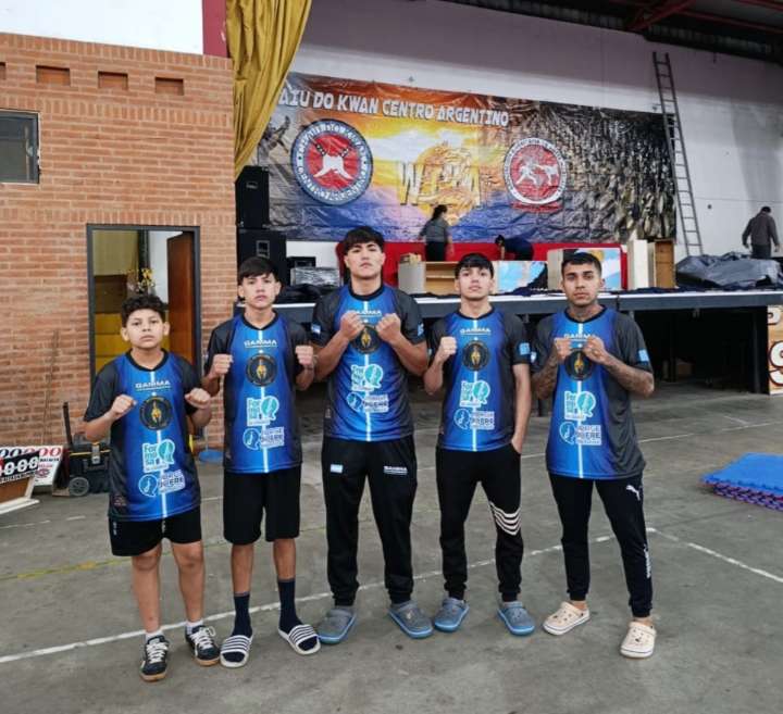 “Spartans Kickboxing Gym” sumó cinco victorias en el Campeonato Mundial de Artes Marciales y Deportes de Contacto