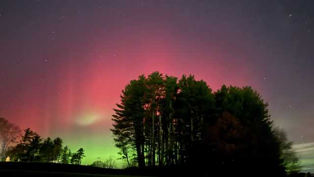 Clear skies make way for glimpses of Northern Lights across Massachusetts