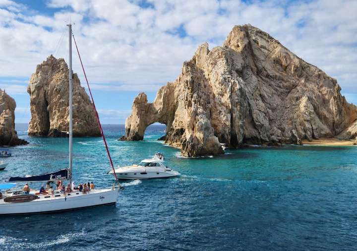 De Cabo San Lucas a Tamarindo: 10 destinos de América Latina ideales para argentinos que buscan sol, playa y navegación