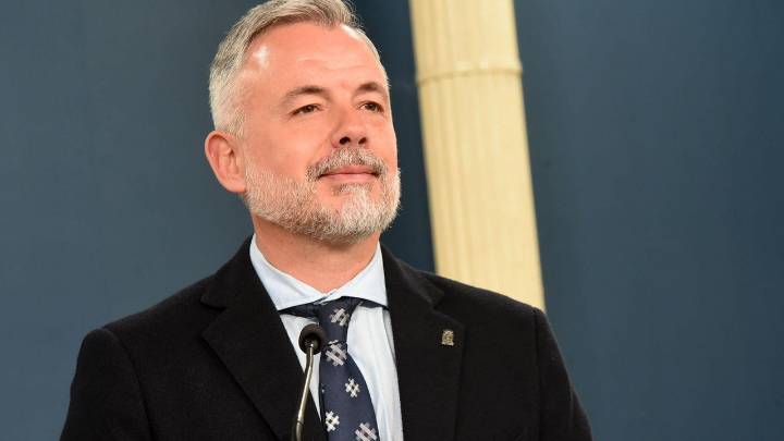 Más relevos en la Consejería de Sanidad: Nicolás Navarro será el viceconsejero