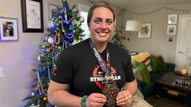 Sask. woman medals in international strongman competition after trans athlete disqualified