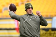 Aaron Rodgers wearing brace as Steelers QB question lingers