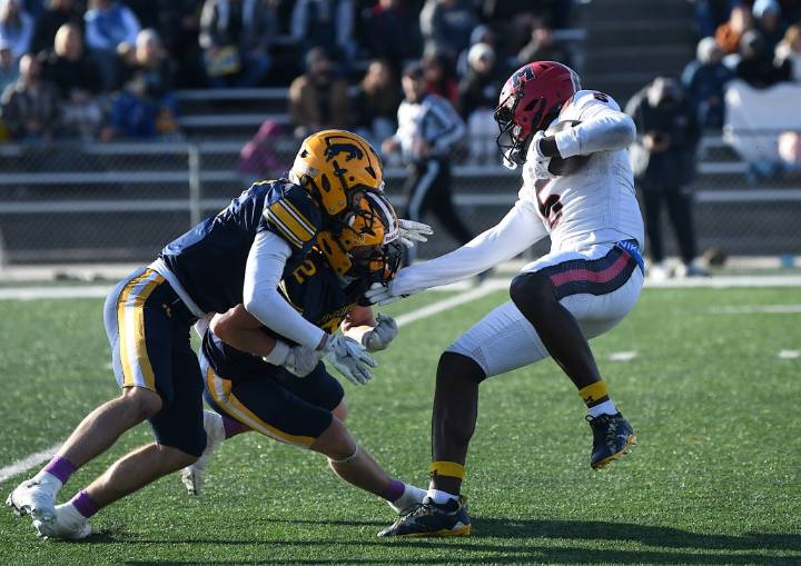 Longtime connection helps lead Eaglets into chance at a repeat