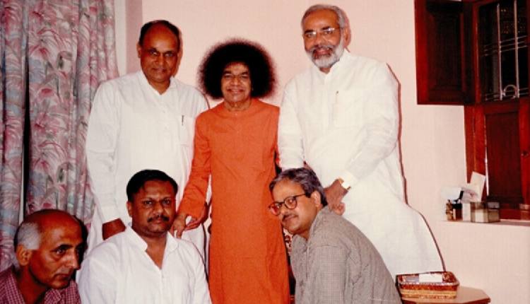 How Sathya Sai Baba’s Message Of Service Influenced PM Modi’s Early Leadership Path