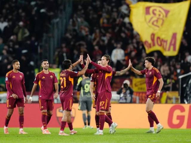 Table-toppers Roma face Napoli and Serie A title test