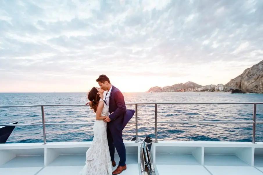 Los mejores lugares en Los Cabos para pedir matrimonio: romanticismo frente al mar