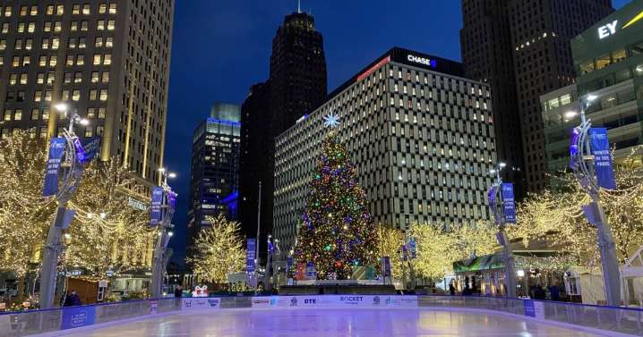 Detroit police & community partners detail plans for a safe tree lighting