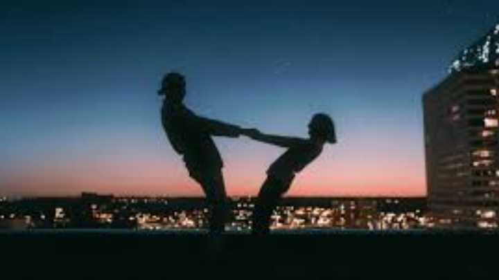 El laboratorio del amor: cómo la química del cerebro apaga la razón y enciende el deseo