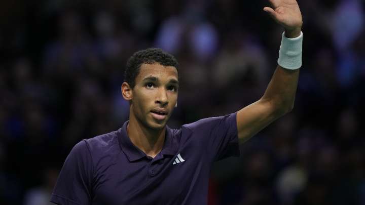 Auger-Aliassime qualifies for ATP Finals with help from Djokovic