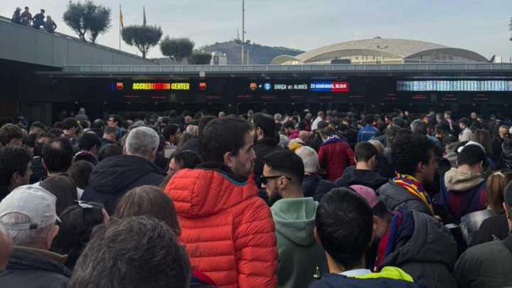 Lío en el Camp Nou: un problema informático borra las entradas de algunos socios