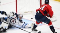 Alex Ovechkin stays hot to lift Capitals 4
