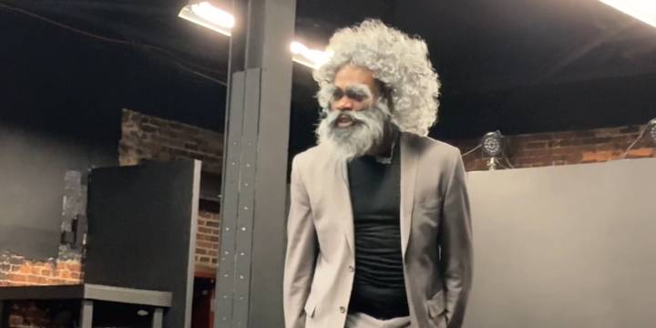 Local director puts modern twist on ‘A Christmas Carol’ with ‘They Call Him Ebenezer’