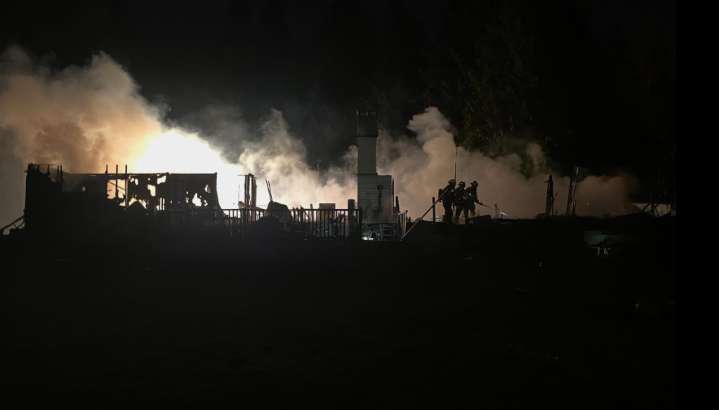 Crews battle structure fire in Mission overnight