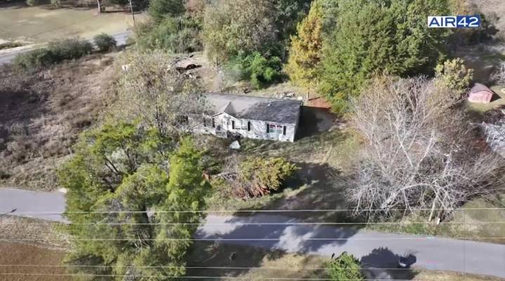 Jefferson County woman expresses concerns about squatters