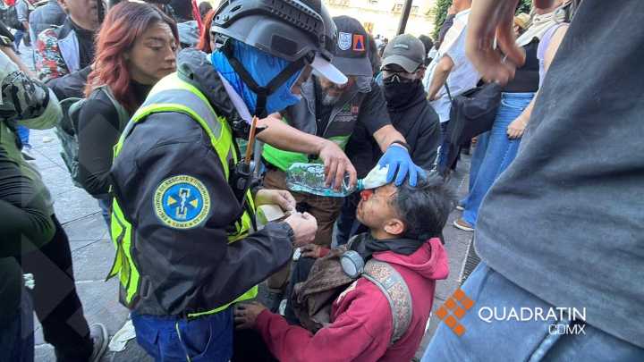 Participantes en marcha denuncian agresiones de policías de la SSC