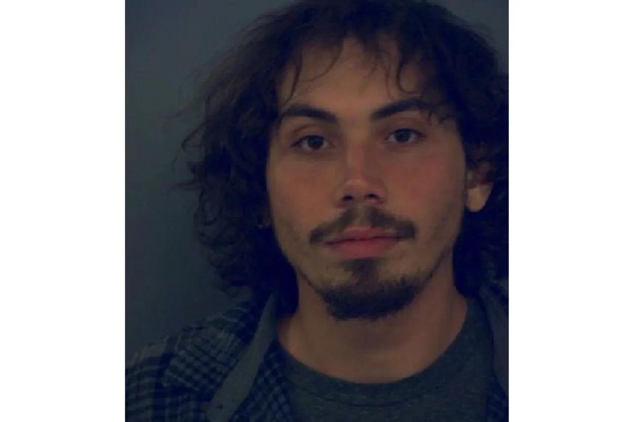 Caen asaltantes de tiendas en El Paso