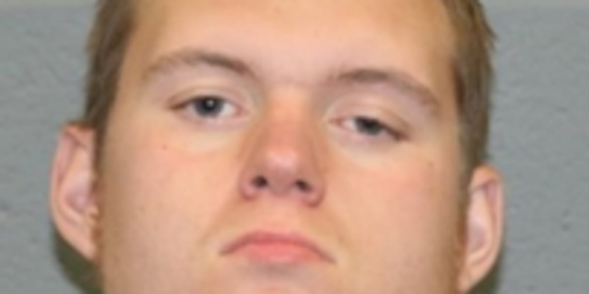 Man arrested after attempted robbery in Waterbury