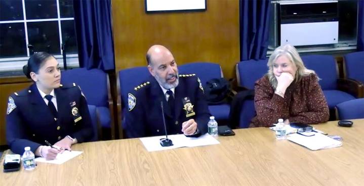 More than 300 pot shops shut: sheriff