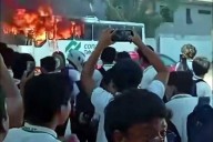 Queman alumnos de Conalep-Tabasco camión por becas